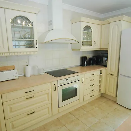 Essence: Detached Retreat With Heated Pool And Stunning Views * Tias